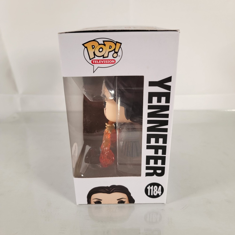 Funko Pop! Vinyl: The Witcher - Yennefer - Books A Million (BAM) (Exclusive)... - Picture 3 of 6